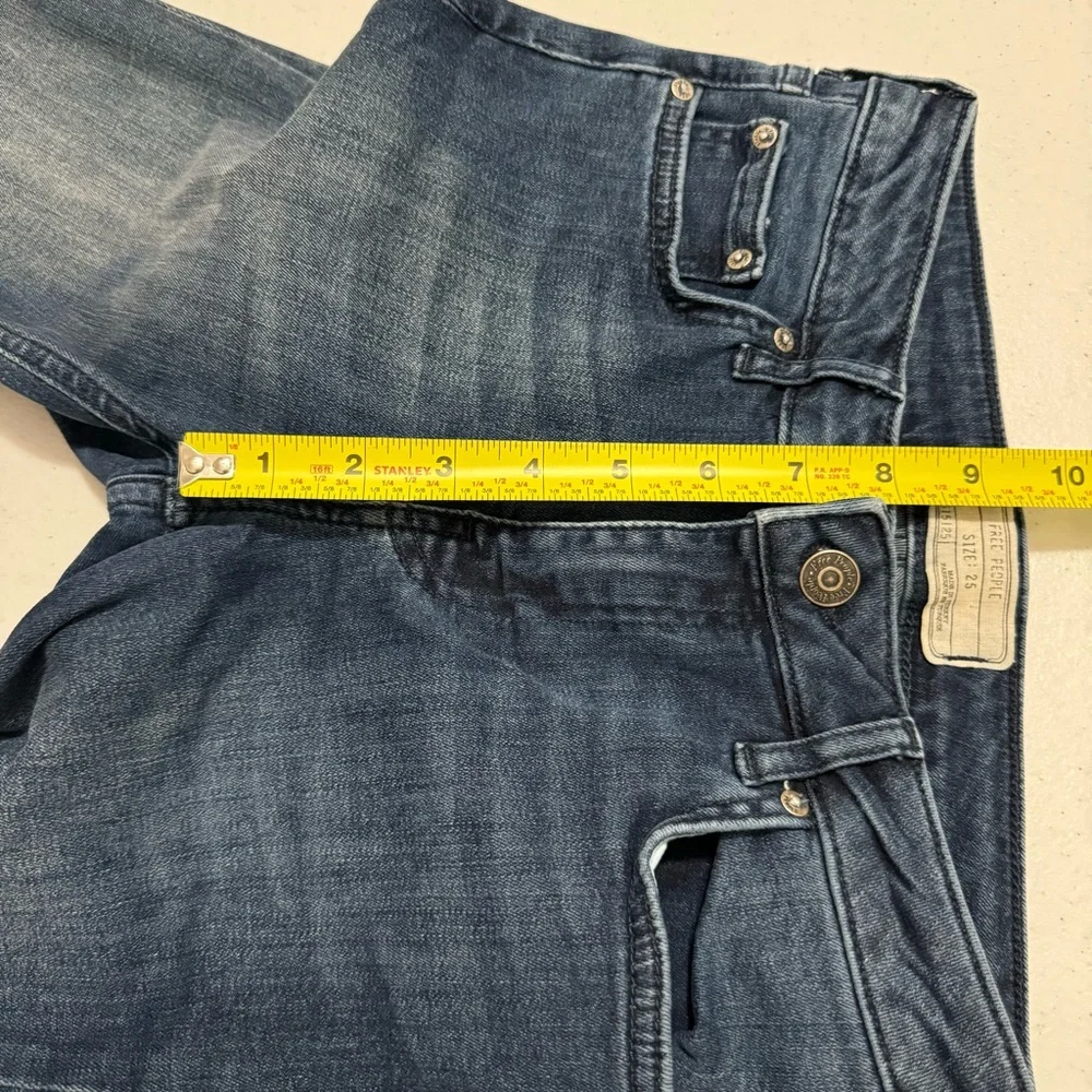 Free People Hippie Hi-Lo Bell Bottom Flare Jeans Blue 25